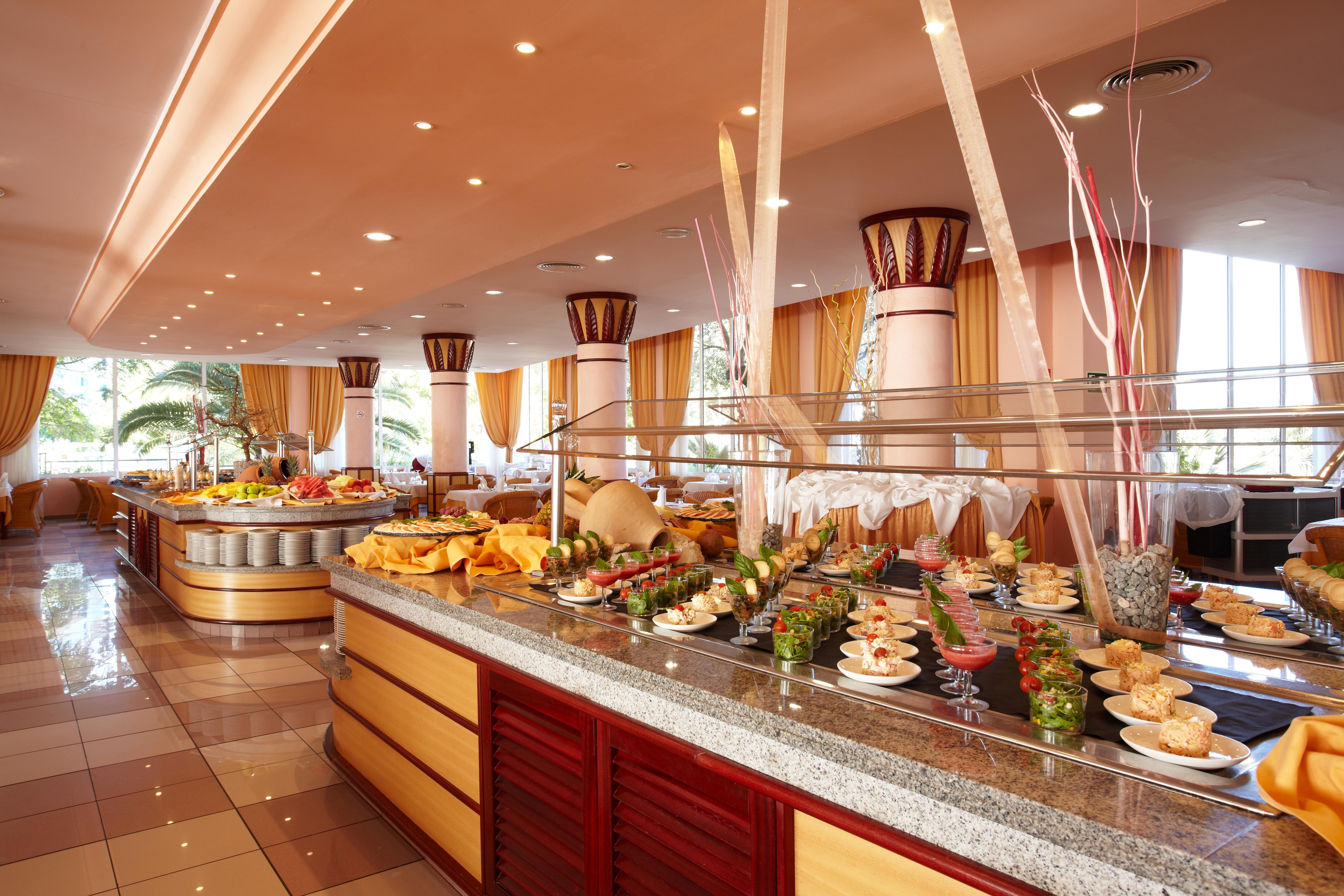 Grupotel Santa Eularia & Spa - Adults Only Santa Eularia des Riu Ngoại thất bức ảnh