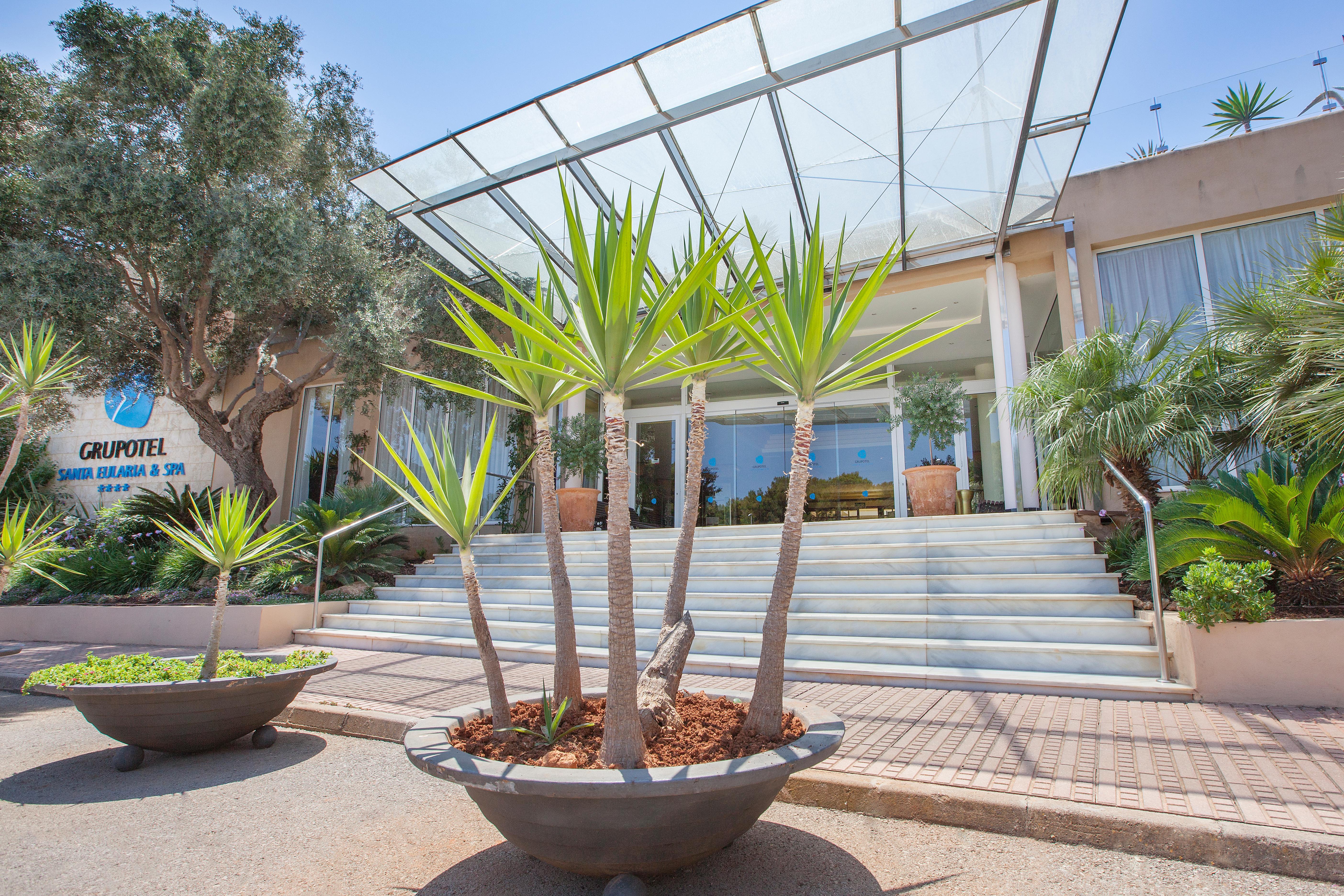 Grupotel Santa Eularia & Spa - Adults Only Santa Eularia des Riu Ngoại thất bức ảnh