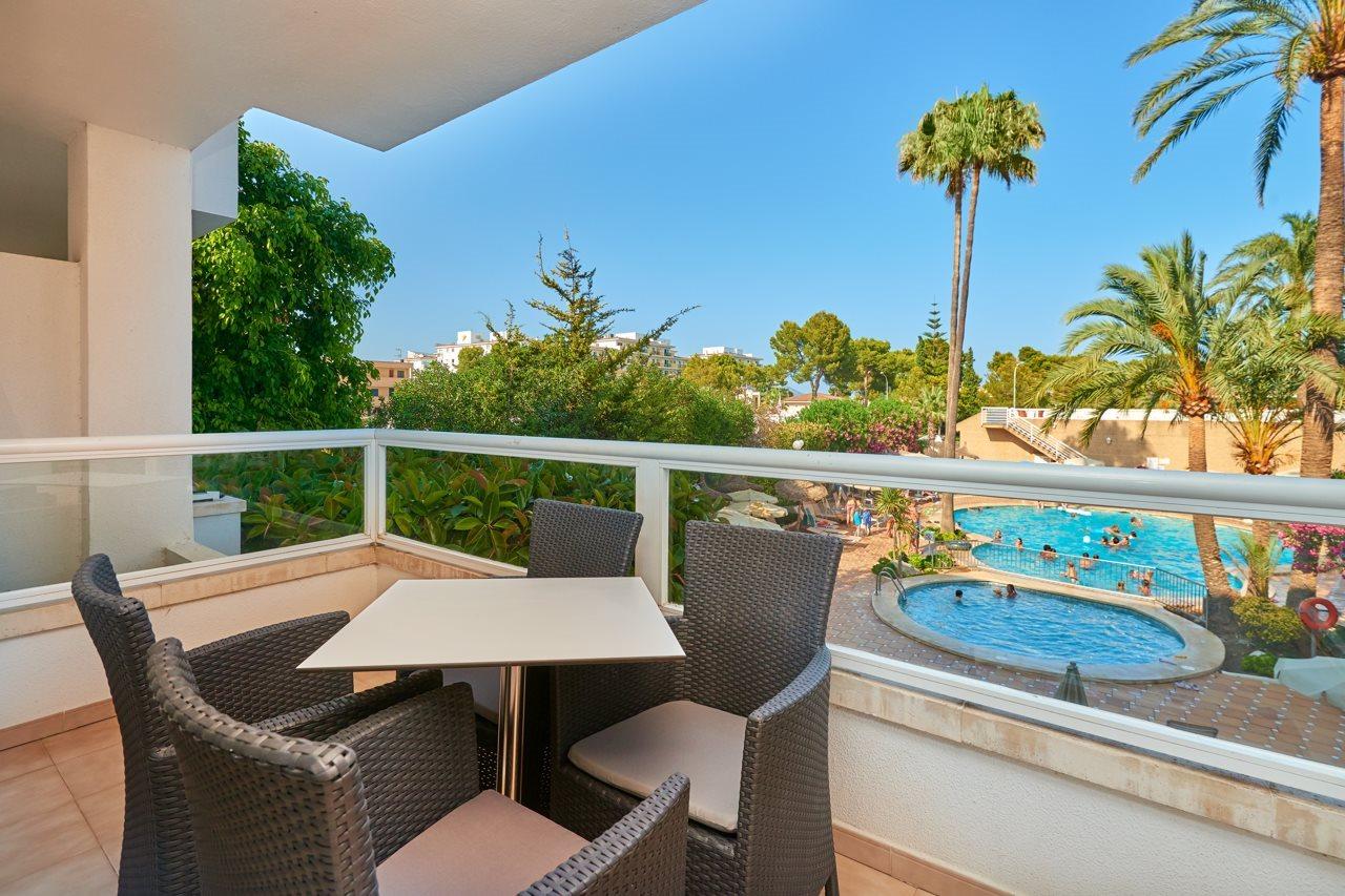 Grupotel Santa Eularia & Spa - Adults Only Santa Eularia des Riu Ngoại thất bức ảnh