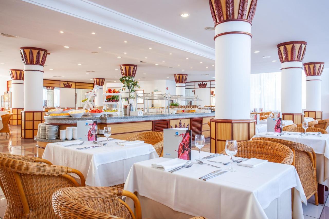 Grupotel Santa Eularia & Spa - Adults Only Santa Eularia des Riu Ngoại thất bức ảnh