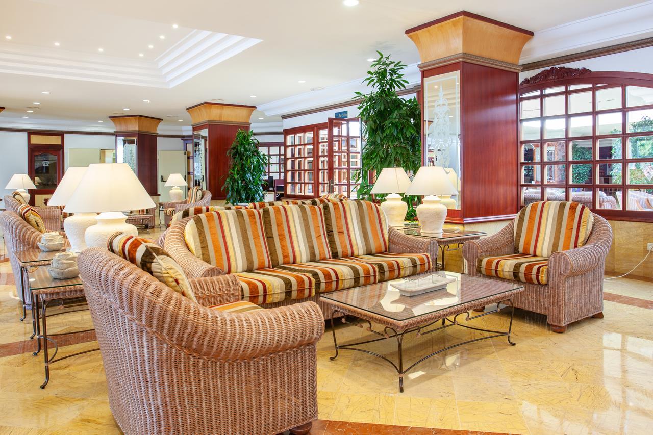Grupotel Santa Eularia & Spa - Adults Only Santa Eularia des Riu Ngoại thất bức ảnh