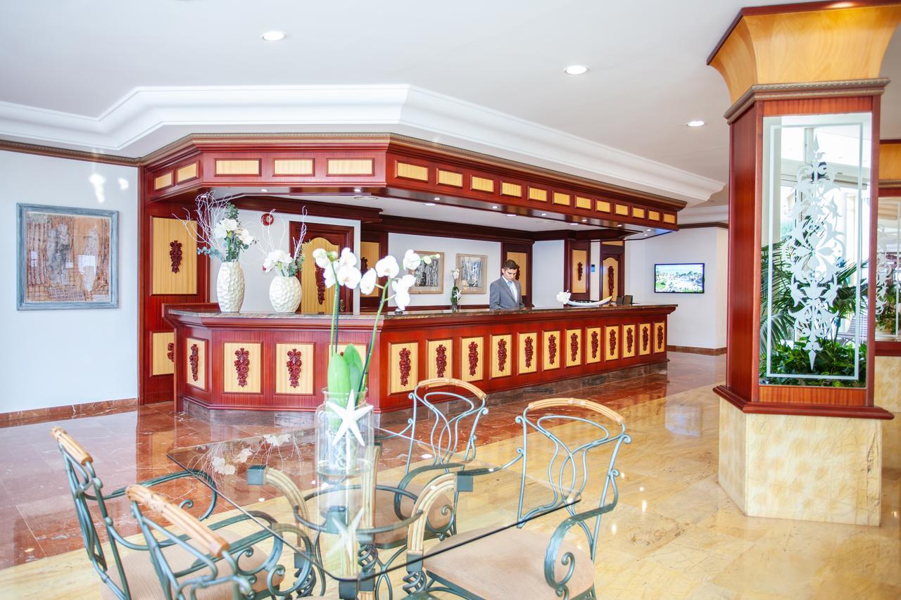 Grupotel Santa Eularia & Spa - Adults Only Santa Eularia des Riu Ngoại thất bức ảnh